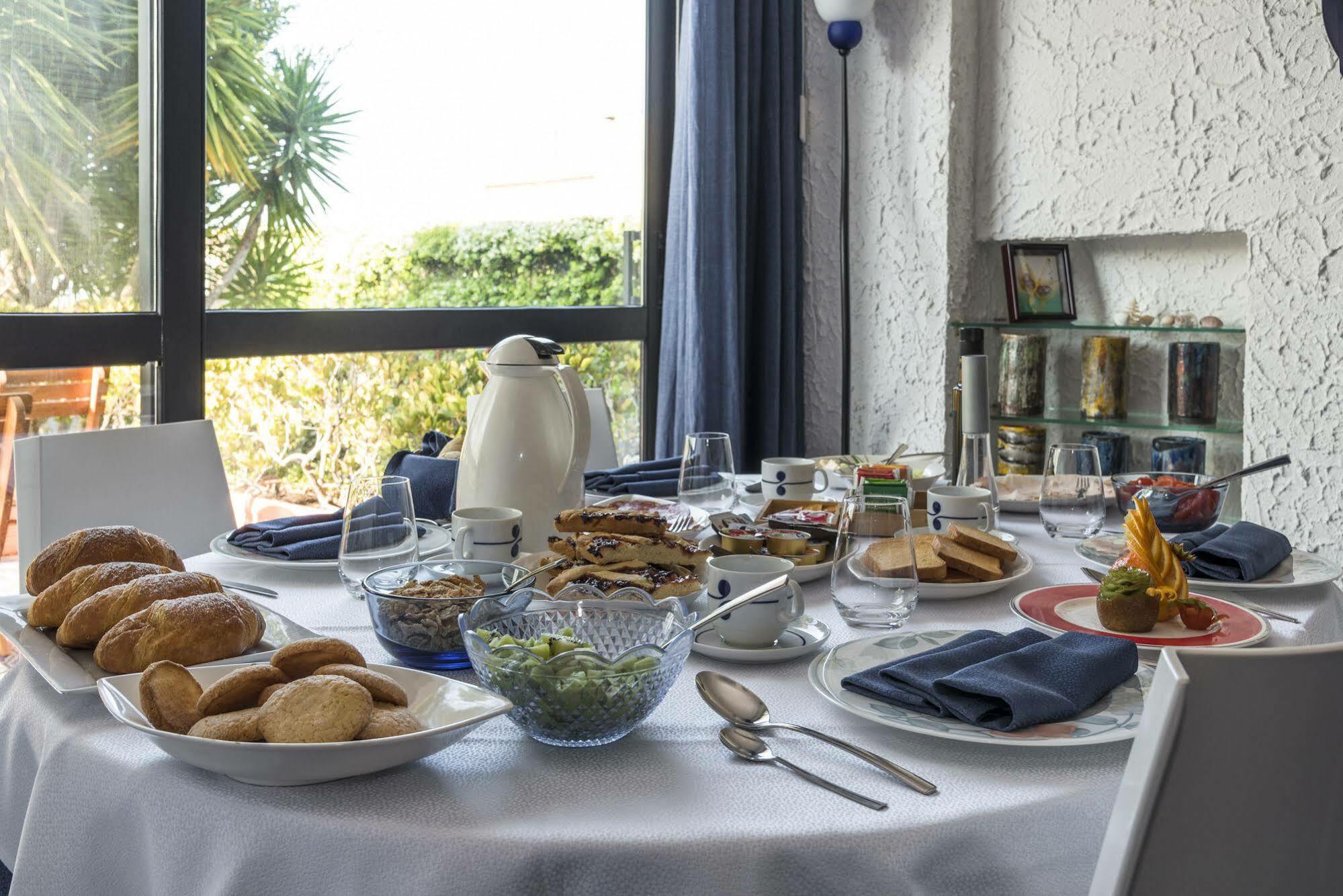 Villa Gio B&B De Charme Монтекориче Экстерьер фото